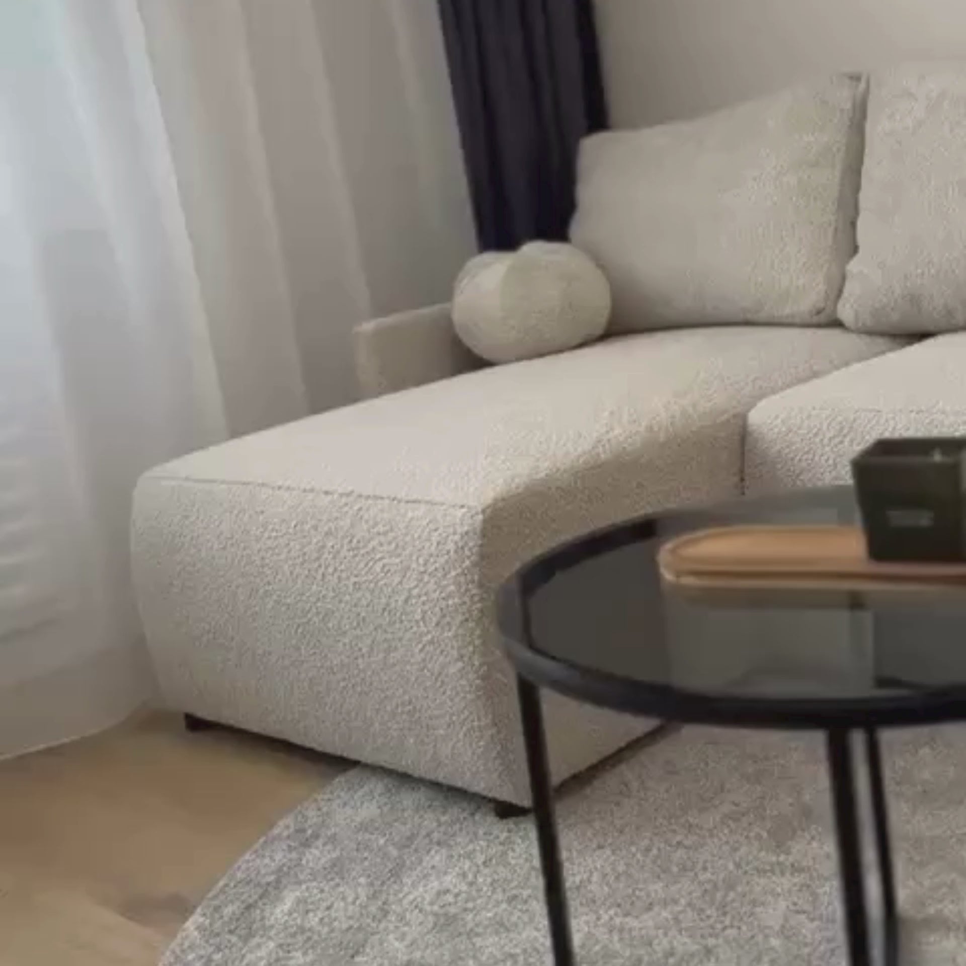 Sofá Cama "Sofi" Cremoso