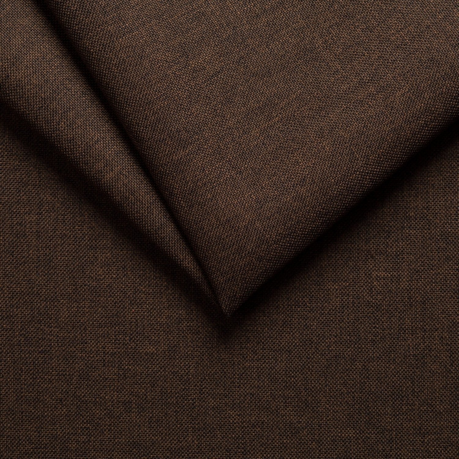 src:/files/upholstery-fabric-sawana-brown
